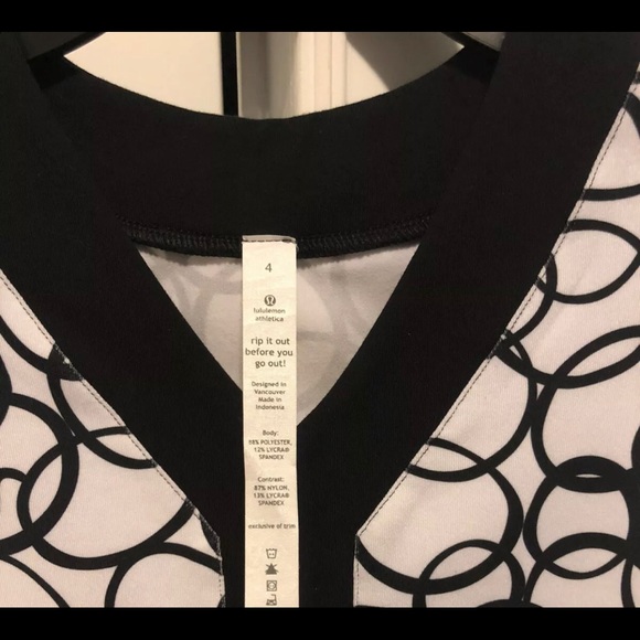 Lululemon athletica sleeveless tank yogo/workout - Picture 2 of 3